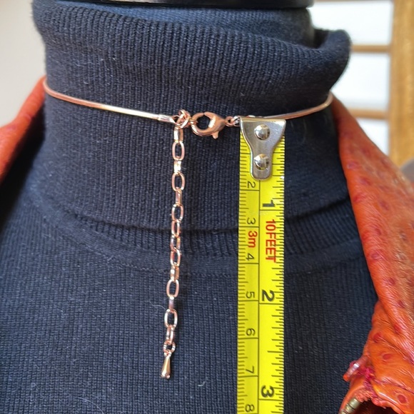 STATEMENT ROSE GOLD FASHION NECKLACE - Picture 7 of 16